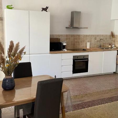L'Ecrin Des Calquieres Appartement Nîmes Buitenkant foto